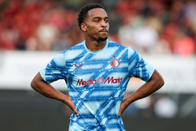 Van captain tot transferkandidaat: hoe de situatie rond Quinten Timber Feyenoord wakker schudt