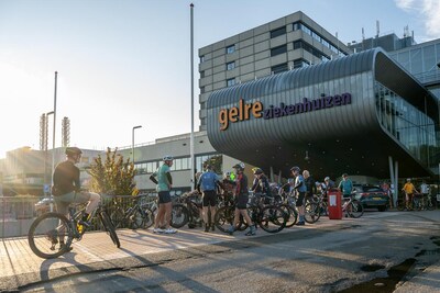Vanaf Apeldoorn fietsen over de Veluwe en Defensieterreinen voor de WensAmbulance