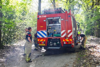 Brand in bos in Beekbergen onder controle