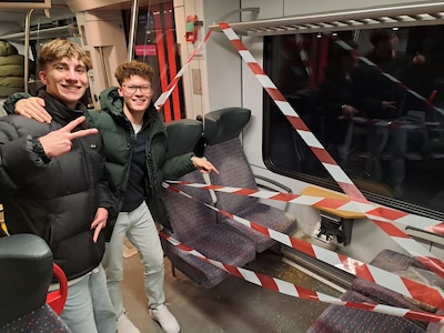 Jan verwachtte een grote mond nadat jongen trein onderkotst, maar vrienden maken coupé blinkend scho