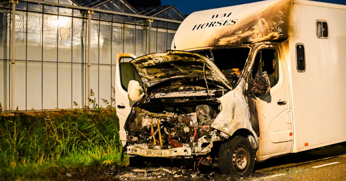 Vrachtwagen voor paardenvervoer in brand in Bleiswijk, geen gewonden