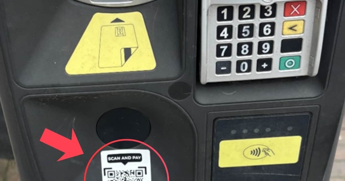 Oplichting via QR-code: valse betaalstickers ontdekt op parkeerautomaten in Roermond