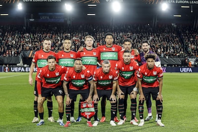 NEC opent sterk in sfeervolle Goffert tegen Levski Sofia, Tadic nauwelijks uitgefloten