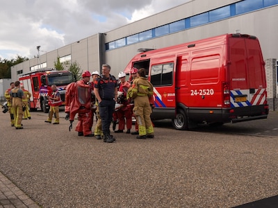 LIVE Giftige dampen | Geen oranje damp meer te zien na incident met duizend liter salpeterzuur in As