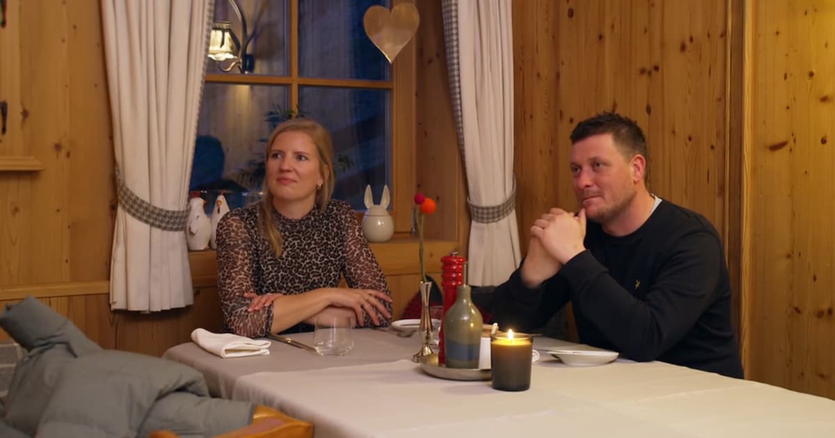 Zingende vrachtwagenchauffeur Erik maakt heel ongemakkelijk moment mee in Winter vol liefde