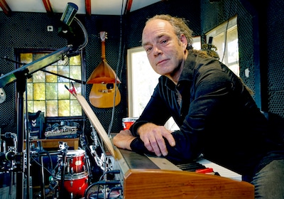 Jongens met lang haar geven The Seventies Show extra glans