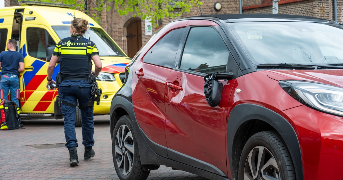 Fietser raakt gewond bij botsing met auto in Sprundel, traumahelikopter ingezet