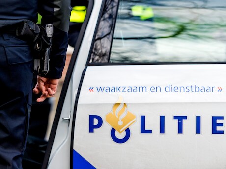 Politie zoekt twee mannen die 93-jarige vrouw uit Maassluis beroofden van haar trouwringen en ketting
