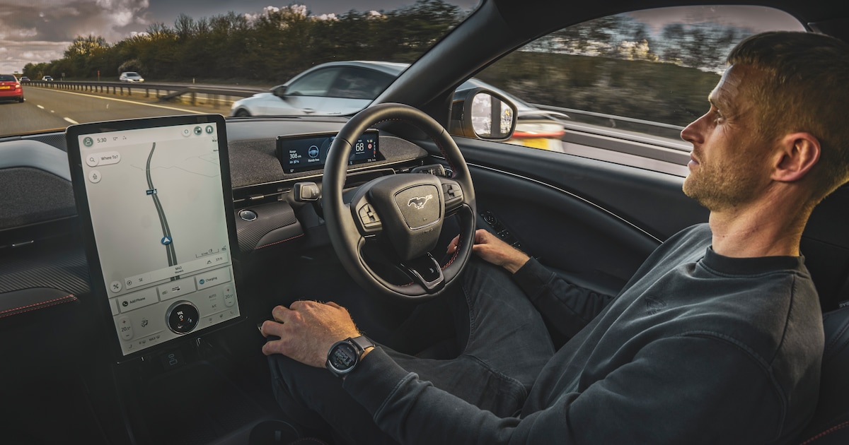 ‘Zelfrijdende auto’s zijn veiliger dan sommige chauffeurs in het verkeer’