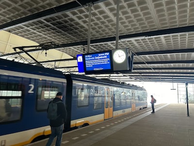Landelijke storing bij NS: geen informatie op borden bij stations