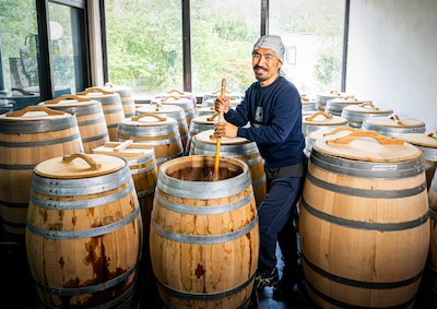 Japanner Hiroki maakt op een bijzondere manier duurzame miso in Rotterdam