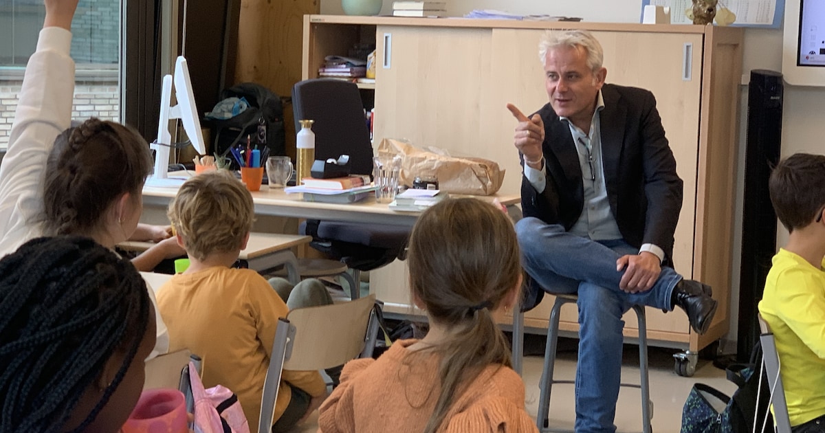 Wethouder serveert gezonde lunch aan 1500 basisschoolleerlingen in De Bilt