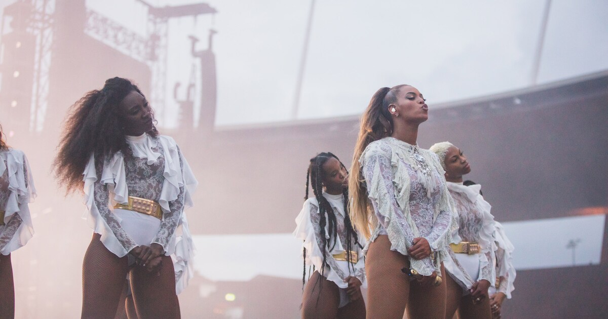 Lange rijen fans bij ArenA voor Beyoncé | Regio | AD.nl