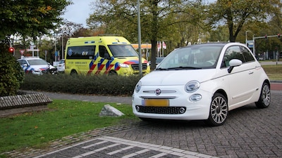 Fiets doormidden na botsing met auto in Oss