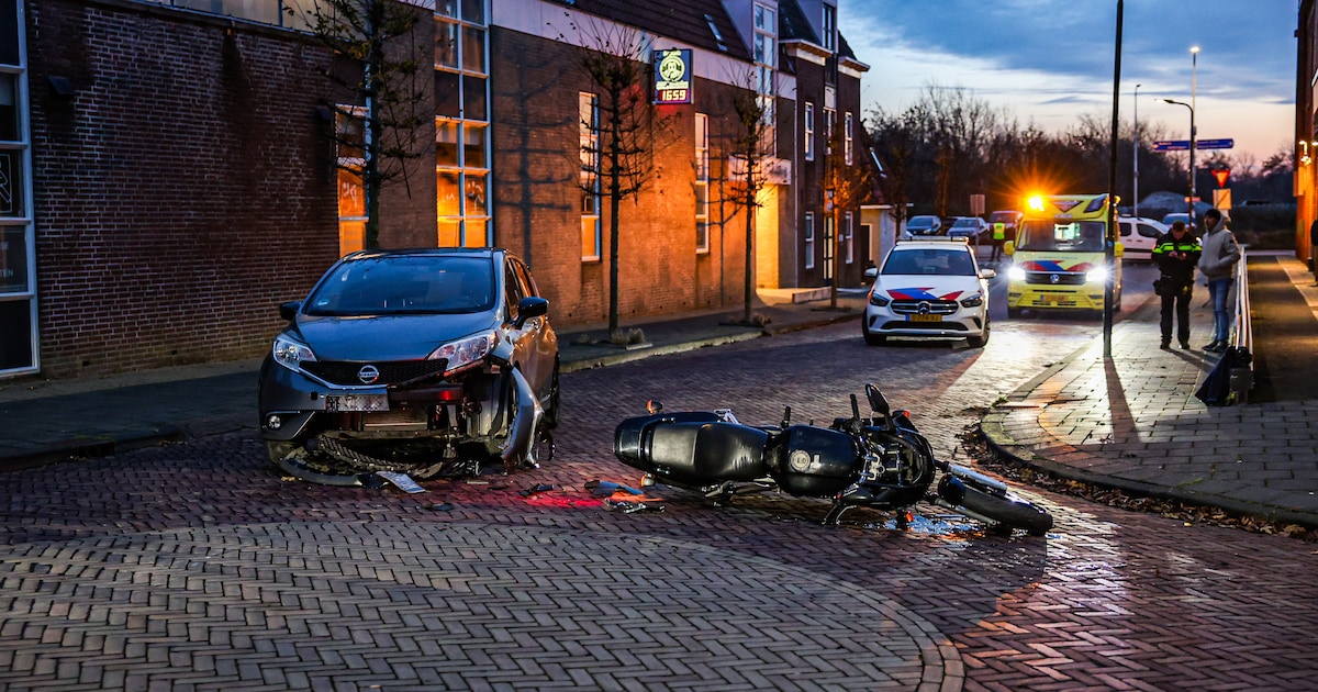 Motorrijder gewond na ongeluk op Steenhouwersstraat in Harlingen