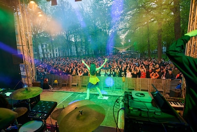 Compleet: dit is het programma voor het Koningsnachtfestival, The Life I Live 2026