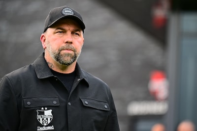 Barendrecht krijgt Theo Janssen op bezoek en inhaalduels: dit is het voetbalprogramma in Rotterdam en omstreken