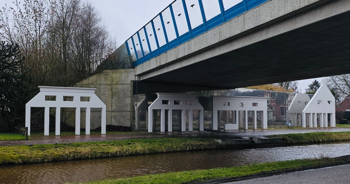 Viaducthuisjes in Nieuwe Pekela opgeknapt