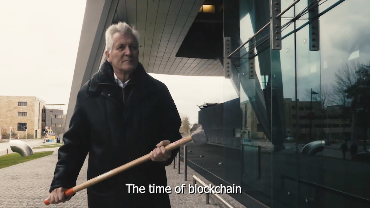 Hoe Dirk Scheringa zich verslikte in zijn grote crypto-avontuur | Economie  | AD.nl