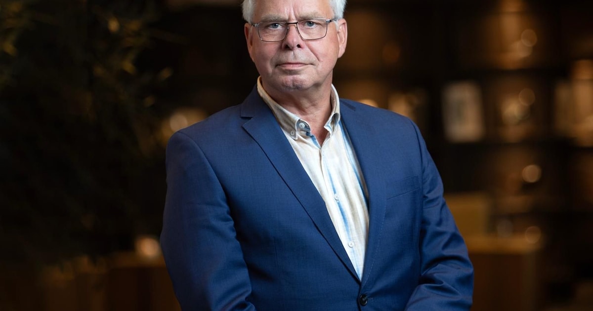 Klaas Smidt geïnstalleerd als wethouder in Borger-Odoorn