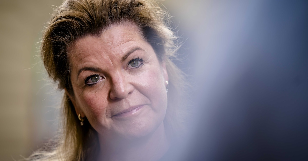 Trucker met ‘bedreigende’ tekst op vrachtwagen wil excuses maken aan minister Van der Wal