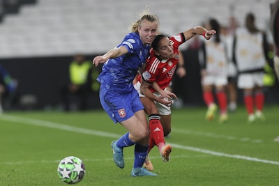 Domper voor FC Twente Vrouwen in Lissabon: Benfica op voorsprong