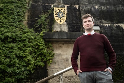 Op weg naar Forum droeg Jeroen voor het eerst stropdas