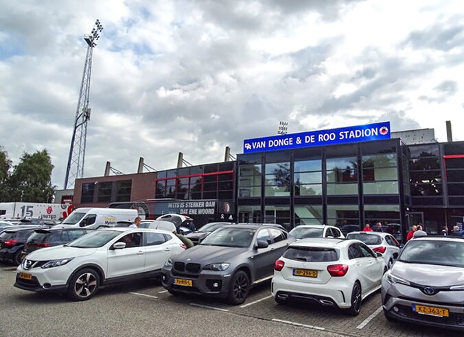 Commerciële stadionnamen in opkomst: van MAC³PARK tot Tony Macaroni ...