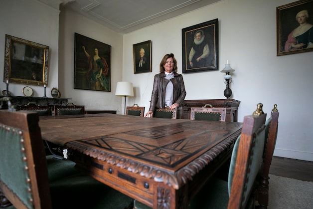 Kasteel Zuidewijn in Sprang-Capelle gaat in de verkoop; de jonkvrouw ...