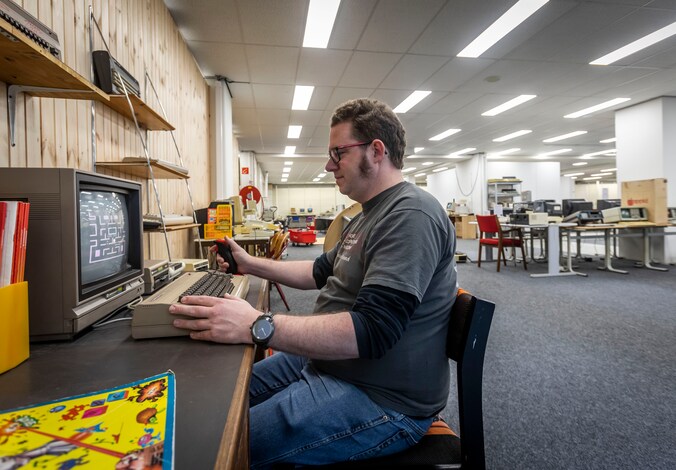 HomeComputerMuseum Helmond verhuurt zijn spelcomputers vanwege ...
