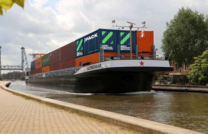 Dit Nederlandse vaartuig is de Tesla onder de containerschepen | Auto ...