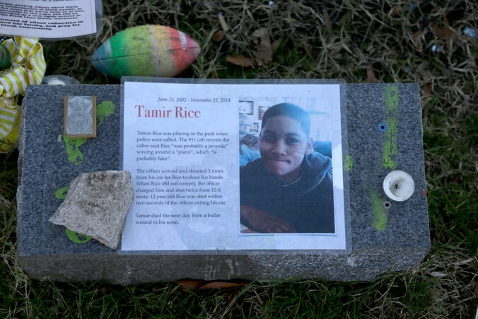 Agenten die Tamir Rice (12) doodschoten vanwege speelgoedpistool gaan ...