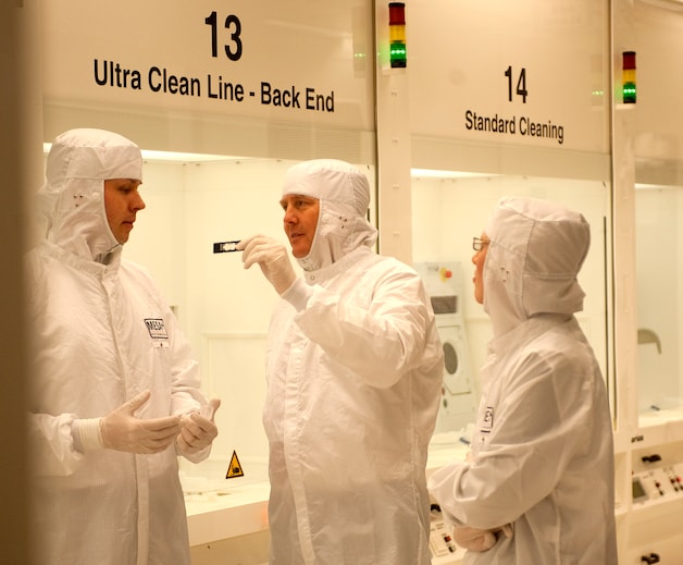 Nano-pioniers sleepten samen 165 miljoen binnen: ‘Twentse chipfabriek ...