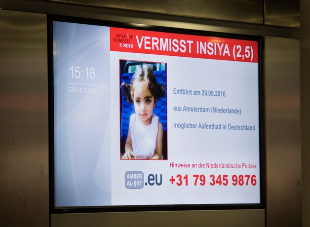 Vader ontvoerde Insiya dreigt met zaak tegen Amber Alert | Nieuws | AD.nl