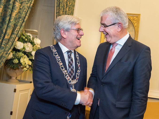 ‘Wassenaar verdient fulltime burgemeester’ | Regio | AD.nl