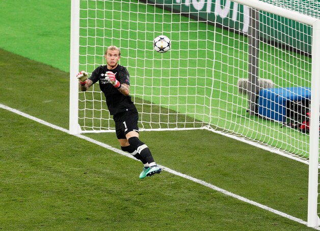 Zo ging het met Liverpool-keeper Loris Karius na de desastreuze finale ...