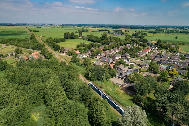 Nieuw spoordebacle dreigt: twijfel over sneltrein Zwolle-Enschede door ...