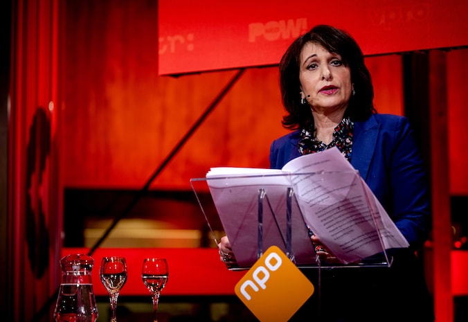 Publieke omroep wil toch geen reclamevrije zenders | Show | AD.nl