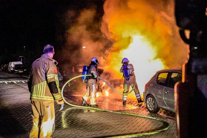 Recordaantal autobranden: brandweer moet elke anderhalf uur ergens ...