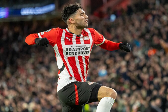 PSV wil door met spits Ricardo Pepi en doet hem opvallend ...