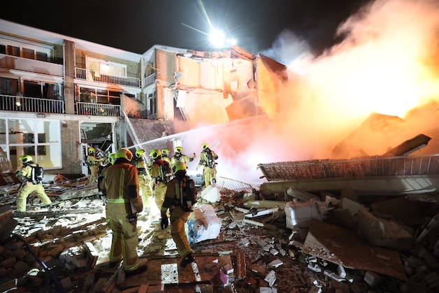 Enorme explosie verwoest deel van flat in Den Haag, vier slachtoffers ...