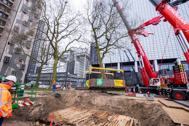 Het duurde een tijdje, maar bouw van ‘houten’ toren Tree House gaat nu ...