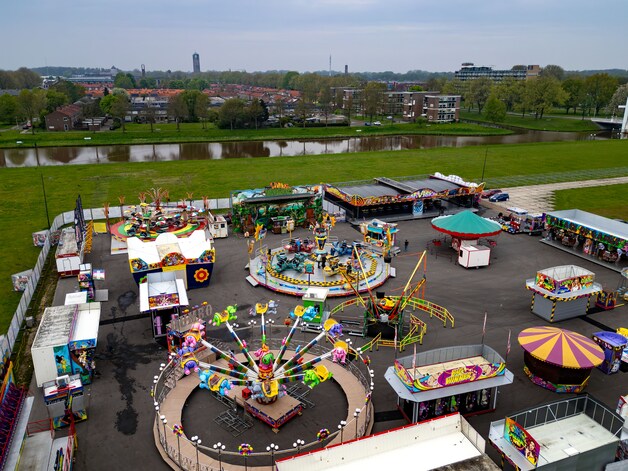 Kermis is twee jaar na rellen terug in centrum: ‘Hier is het veel ...