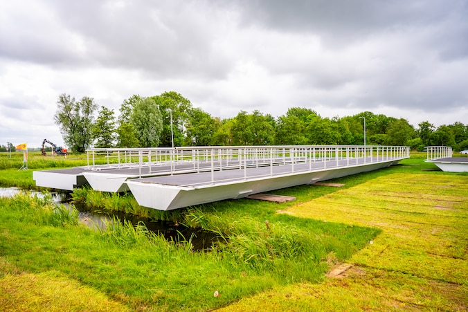 Aanleg fietsbrug over het Aarkanaal vanaf november weer verder - hoe ...