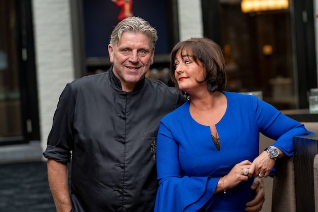 Thérèse Boer openhartig over leven en dood van haar Jonnie: 'Toen we hem  naar buiten droegen, kwam plots dat nummer' | Nieuws | AD.nl