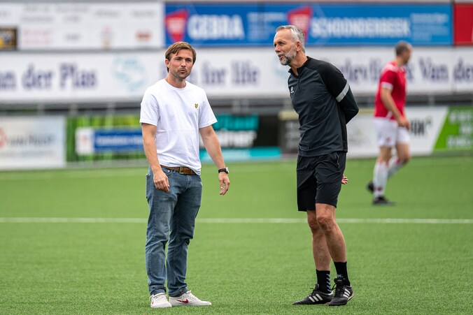 Nieuwe HBS-trainer Mike de Geer kent selectie al door en door: ‘Ik vond ...