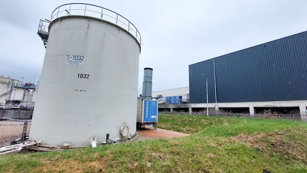 Afvalbrengstation opnieuw gesloten vanwege stankoverlast door ontgasser ...
