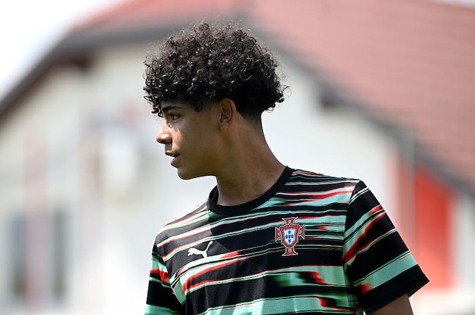 cristiano-ronaldo-j-nior-maakt-indruk-voor-het-eerst-geselecteerd-voor