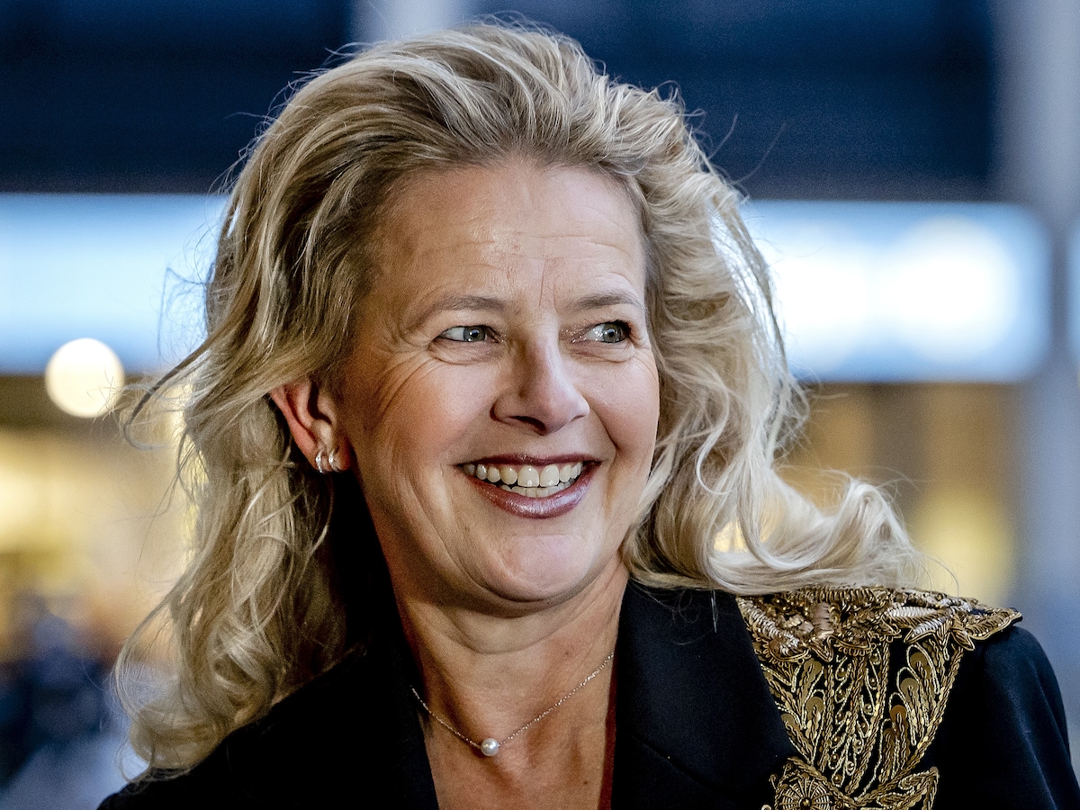 Nadat haar man Friso in een coma belandde, zocht prinses Mabel elke dag  naar een lichtpuntje | Show | AD.nl
