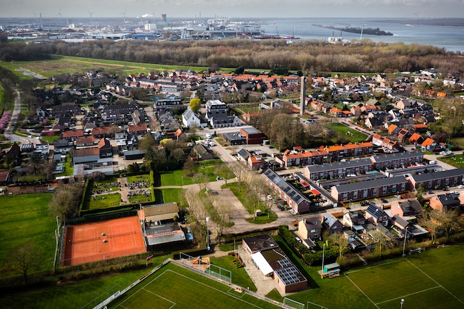 Dorp Moerdijk kan mogelijk toch blijven bestaan | Nieuws | AD.nl